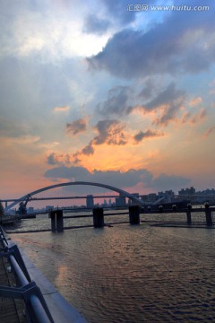 卢浦大桥夕阳