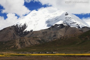 乃钦康桑雪山风景 西藏