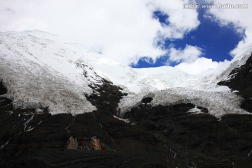 乃钦康桑雪山 西藏