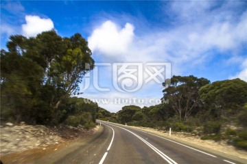 澳洲热带雨林公路弯道
