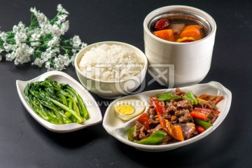 尖椒牛肉饭