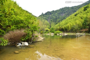 山清水秀