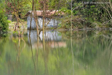 山清水秀