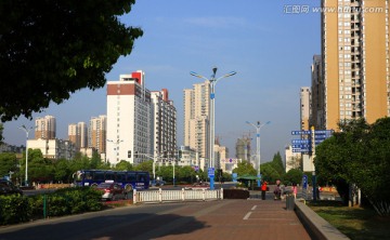 城市街拍 现代建筑