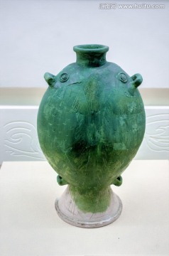 绿釉双鱼瓶