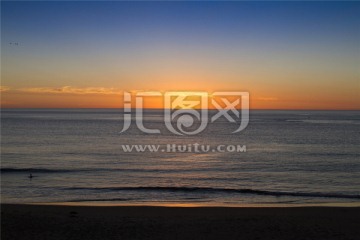日出日落下迷人的袋鼠岛海滩