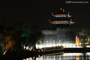 古城墙的夜晚