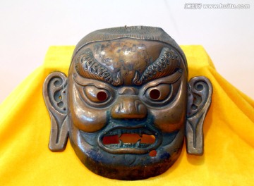 蒙古族跳神面具