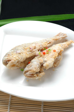 香酥小黄鱼