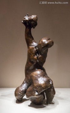 罗丝 波兰青铜雕像