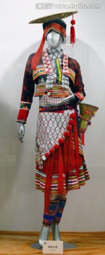 傣族女服