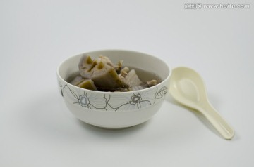莲藕排骨汤