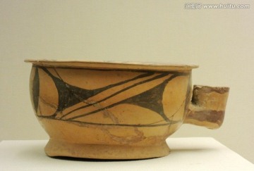 新石器时代 仰韶文化彩陶簋形器