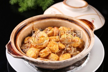 砂锅金菇玉子豆腐