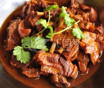 红焖羊肉