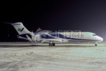 国产ARJ21客机