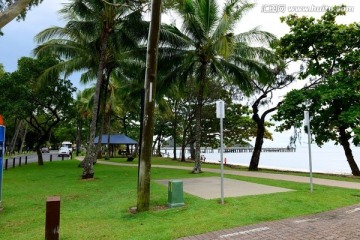 海边游步道