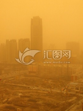 沙尘暴扬沙城市工地污染