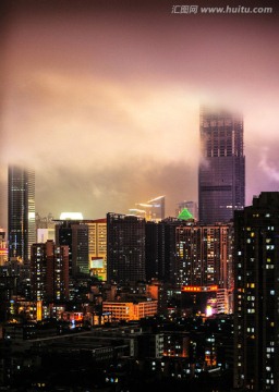 京基大厦夜雨