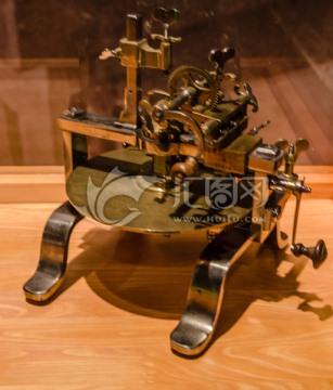 17世纪滚齿机 瑞士钟表制造