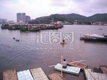 珠海横琴码头与澳门路环岛景色