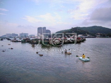 夹马口水道与澳门路环岛景色