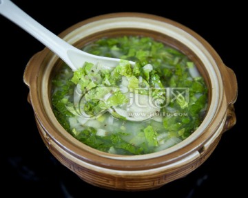 小白菜炖豆腐