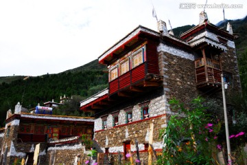 藏式寺庙古建筑