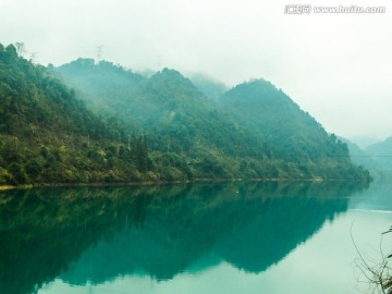 小东江倒影