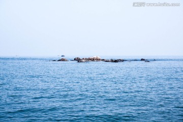 海平面、礁石高清照片