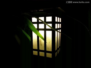 夜晚的路灯