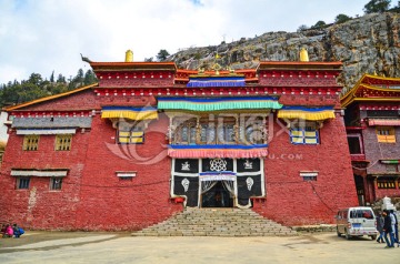 稻城亚丁藏族风光 建筑