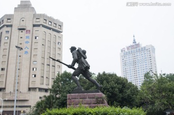 川军抗日战争纪念塑像