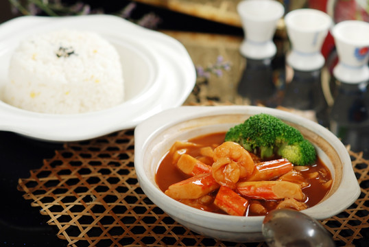 鲍汁海鲜捞饭