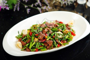 小炒黄牛肉