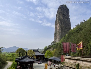 鼎湖峰