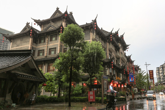 泸州叙永鱼凫古街雨景