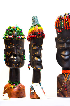 非洲民间雕塑作品