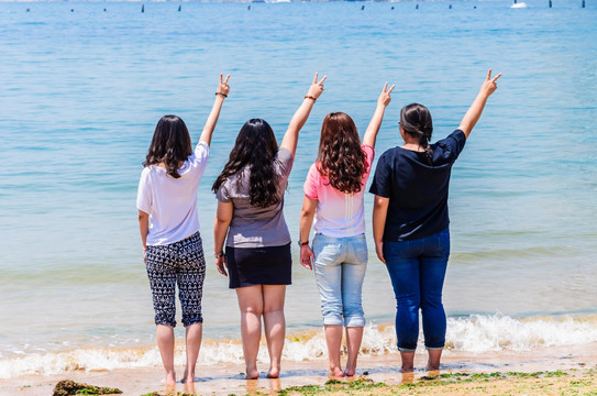 海滩女孩