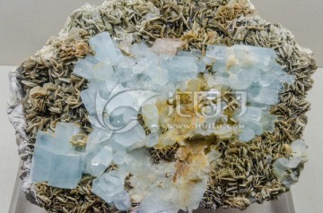 云母 海蓝宝 磷灰石 伴生矿石