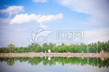 河堤风光