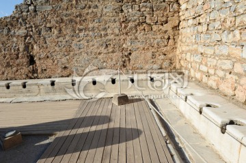 古罗马公厕