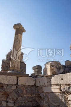 古城墙遗址石柱
