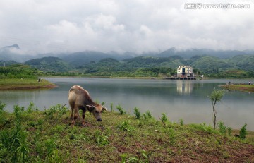 湖光山色