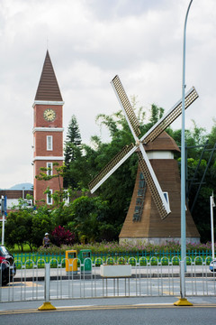 荷兰风车钟楼