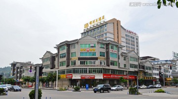 西昌民族风情园锦湖大酒店