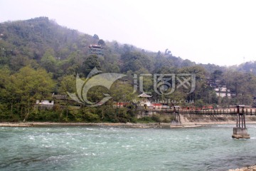 河岸风景 古建 都江堰