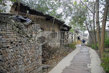消失中的民国时期老村落 和悦村