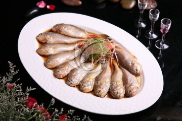 清蒸梅子鱼