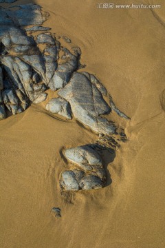 沙滩 礁石